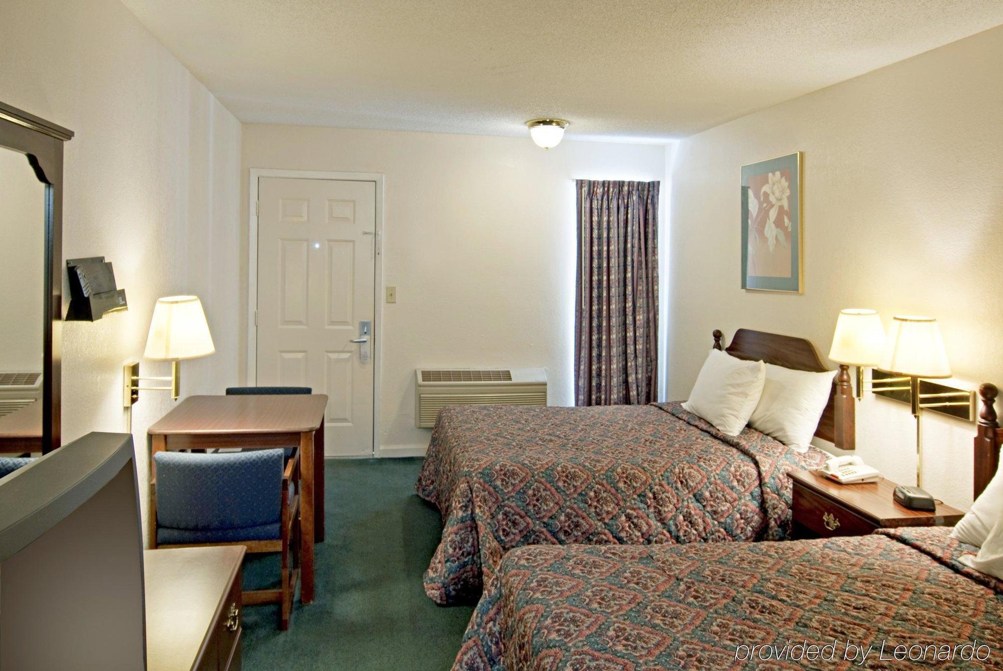 Travel Inn Of Buford Zimmer foto